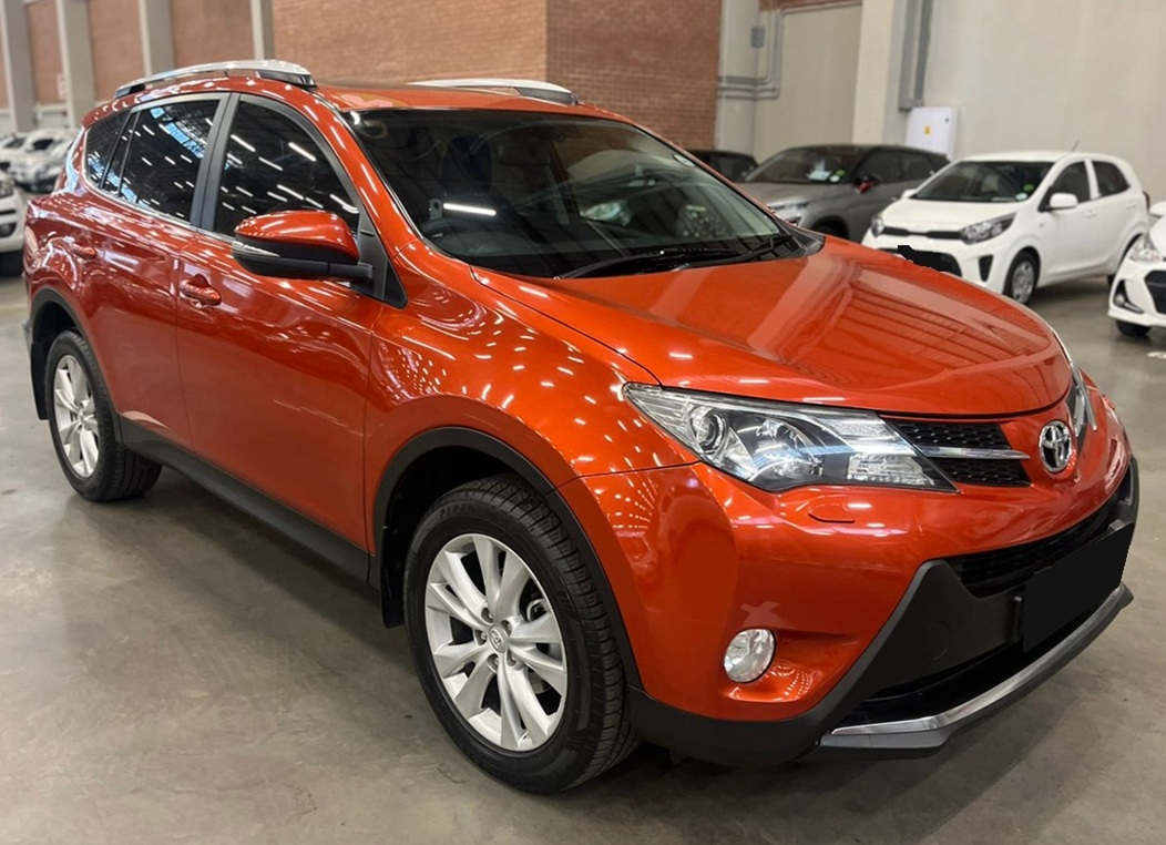 Тойота Рав 4 после замены масляного насоса в автотехцентре