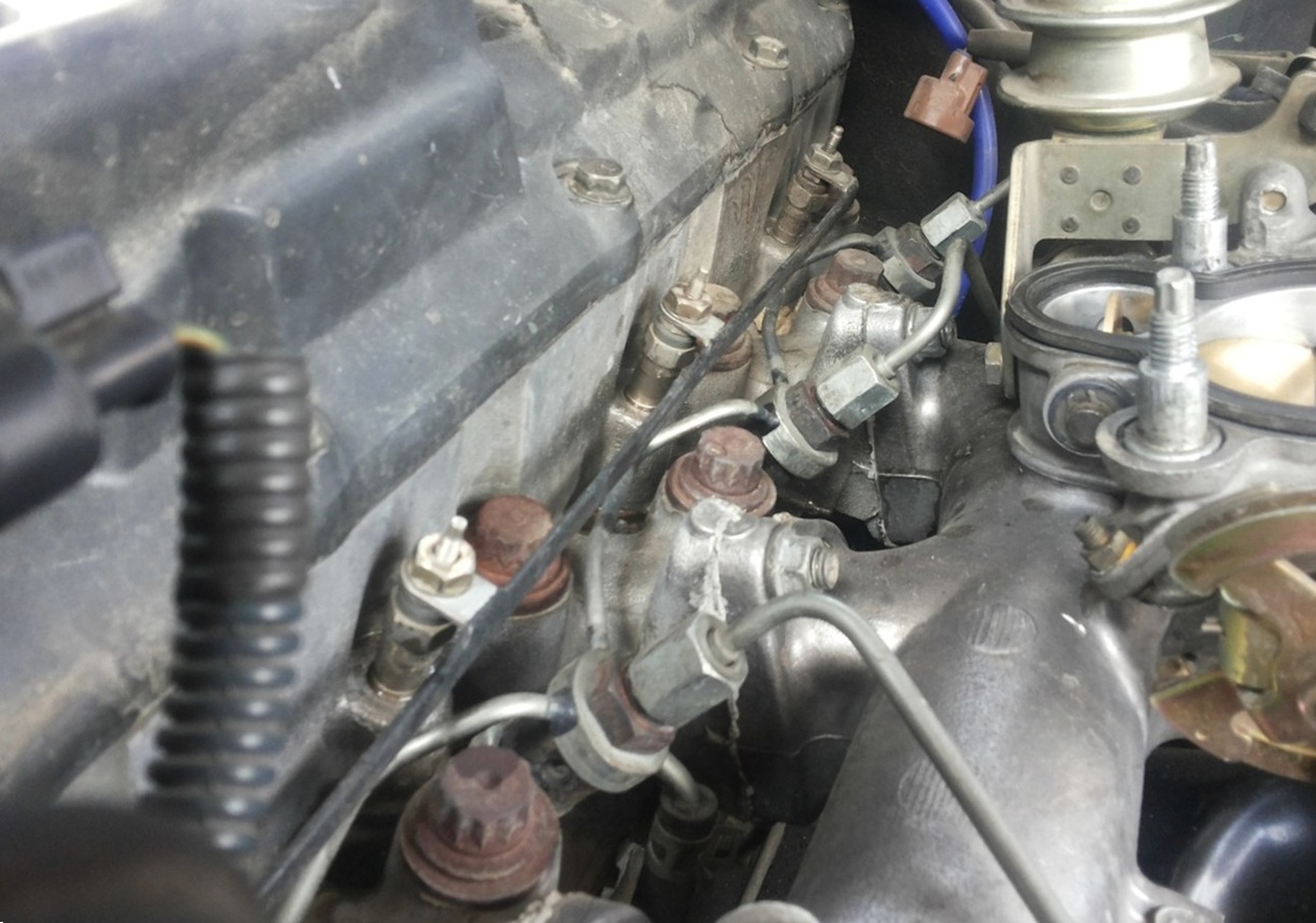 Замена свечей накала Тойота Рав 4