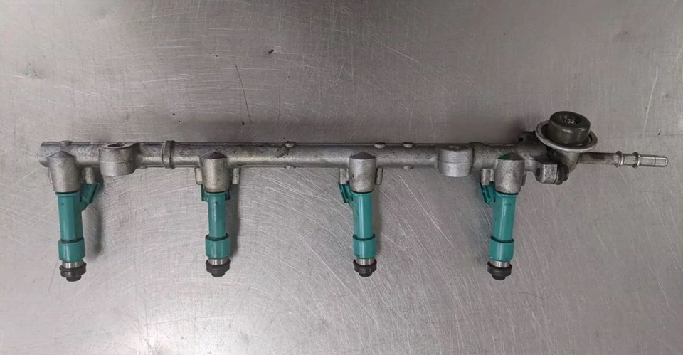 Форсунки с рампой демонтированы для чистки