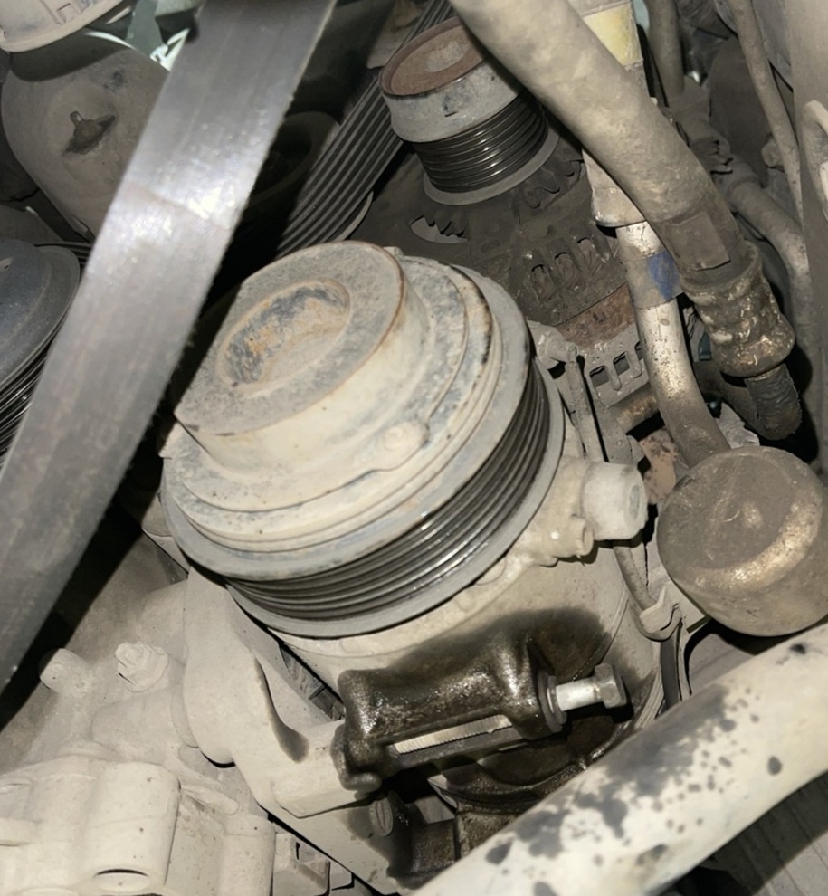 Замена компрессора кондиционера Тойота Хайлендер