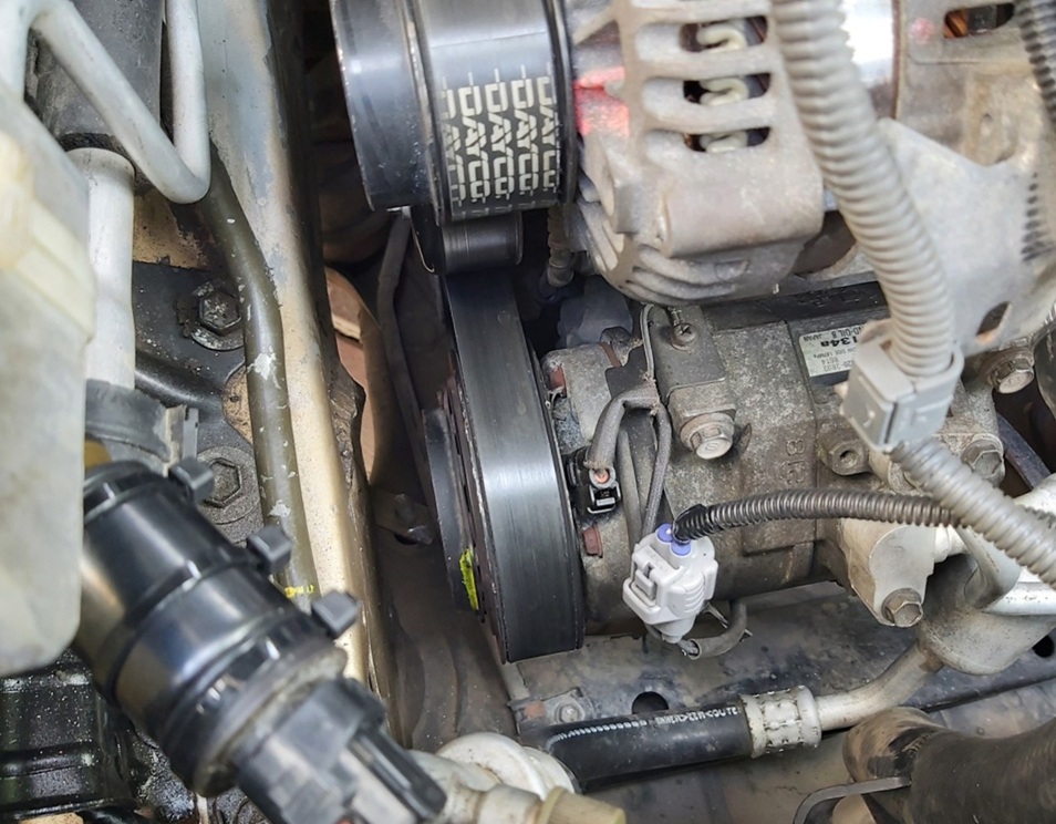 Замена компрессора кондиционера Тойота Камри