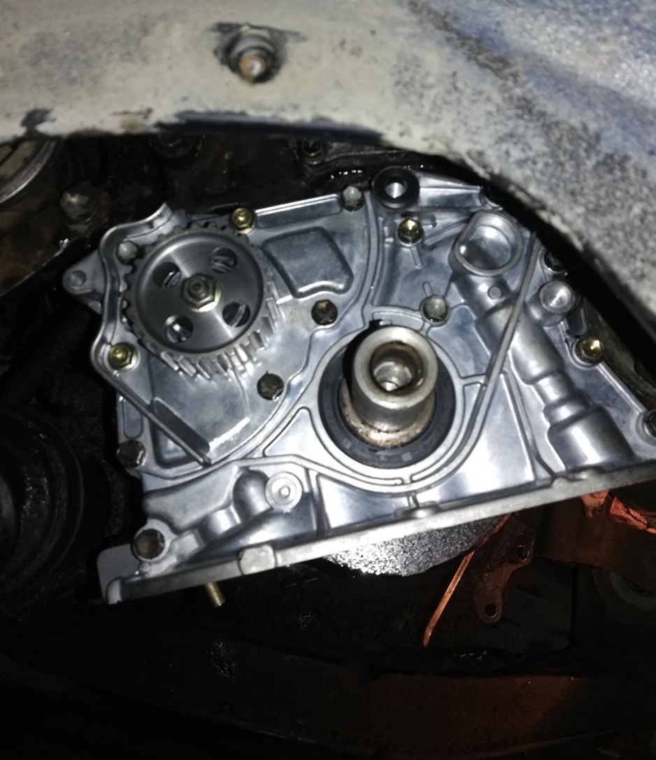 Замена масляного насоса Тойота Камри