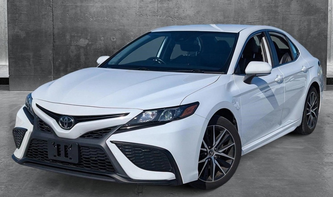 Тойота Камри после замены сайлентблоков подрамника в автотехцентре