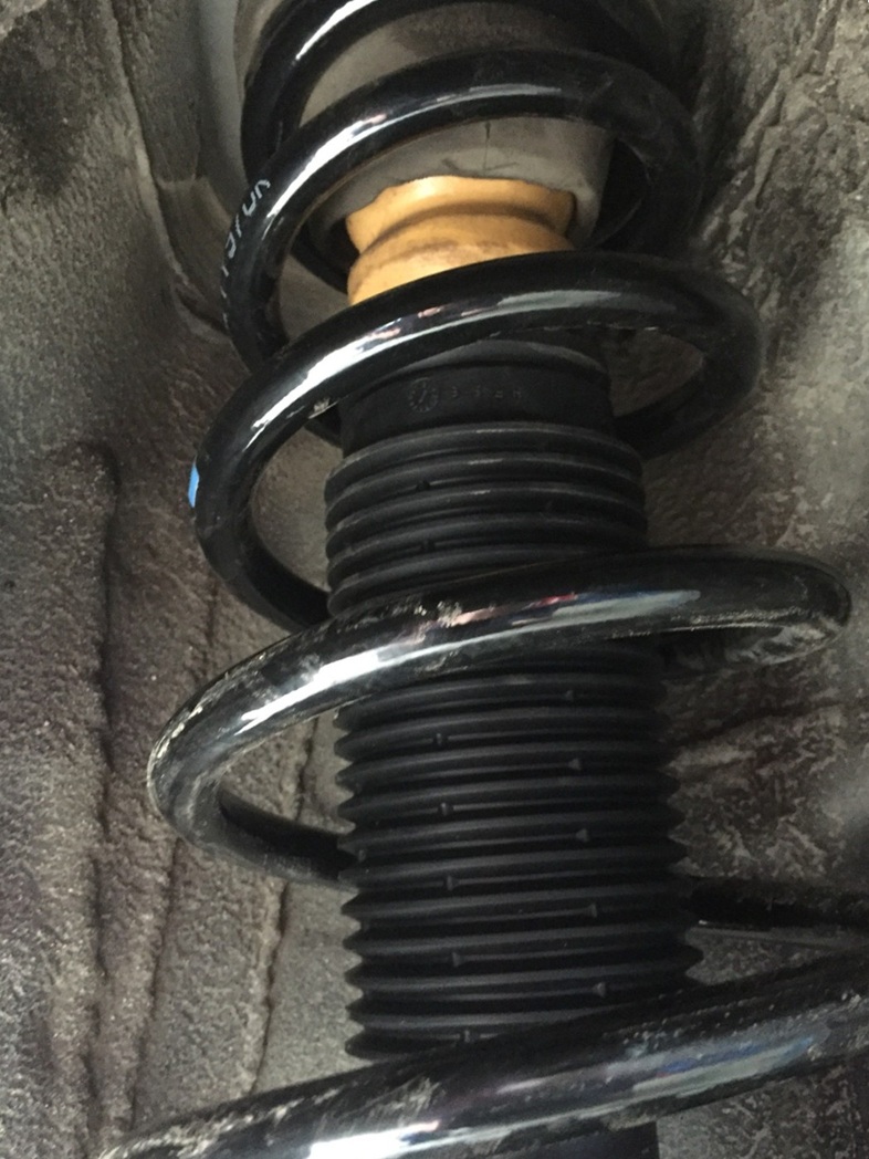 Замена задних пружин Тойота Хайлендер