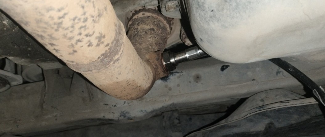 Замена лямбда-зонда Тойота Венза после катализатора