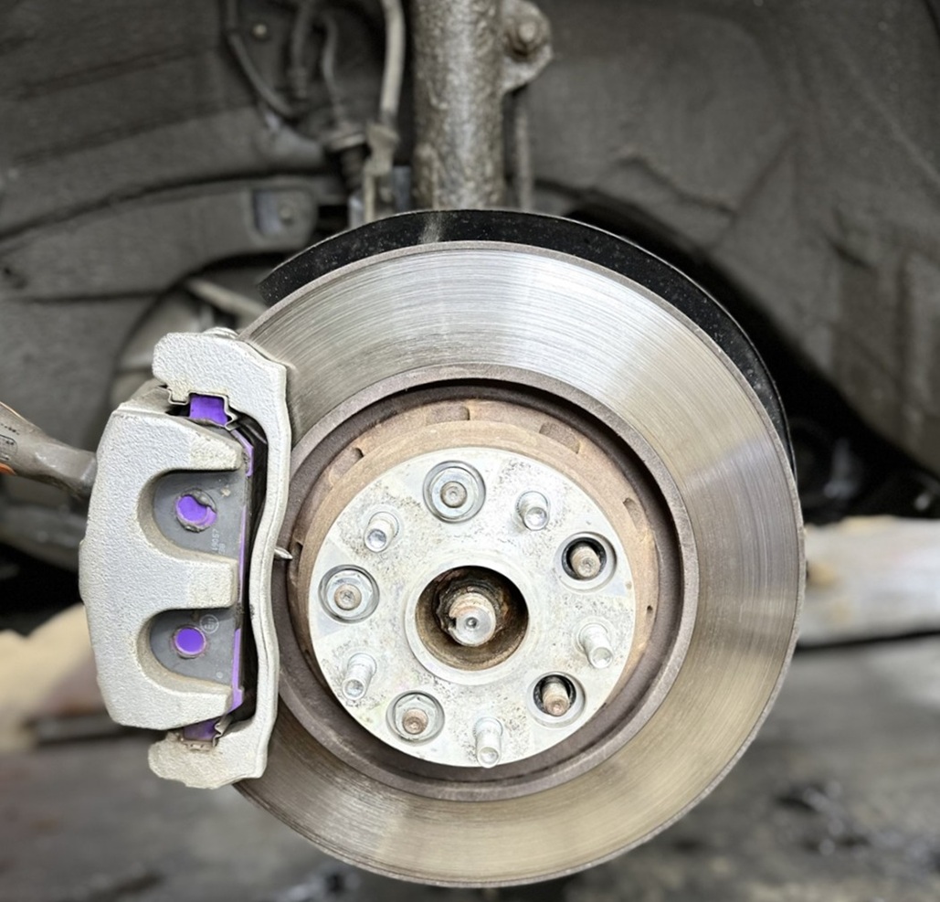 Замена суппорта Тойота Венза