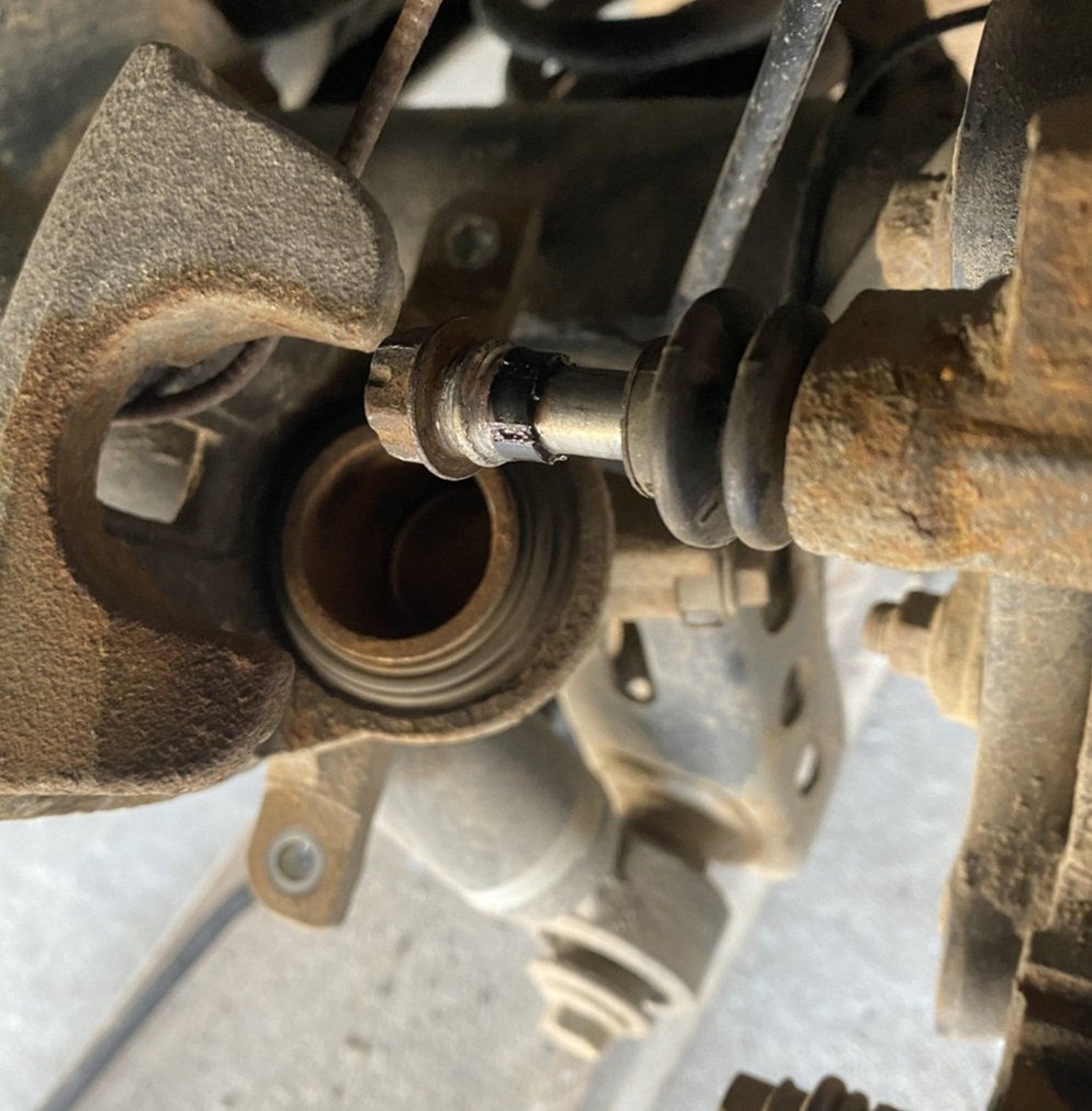 Замена суппорта Тойота Фортунер