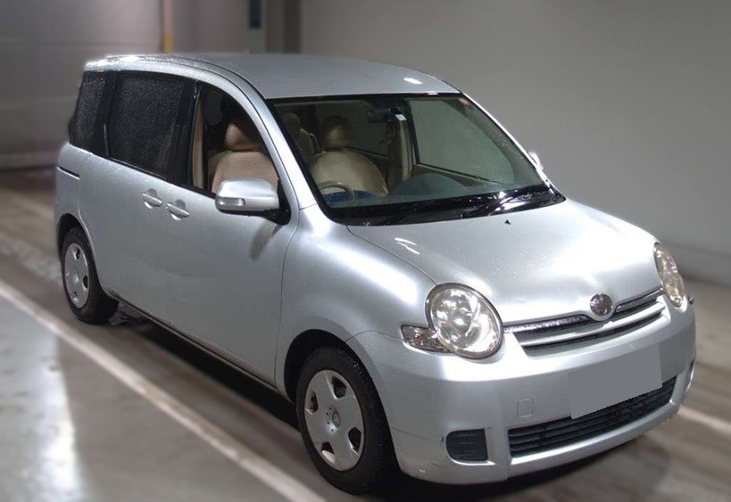 Тойота Сиента после замены пружин в автотехцентре