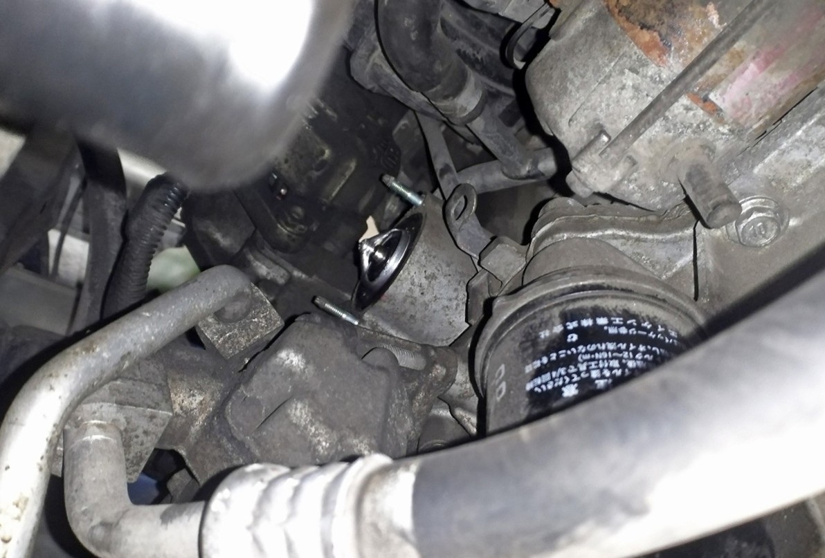 Замена термостата Тойота Сиента