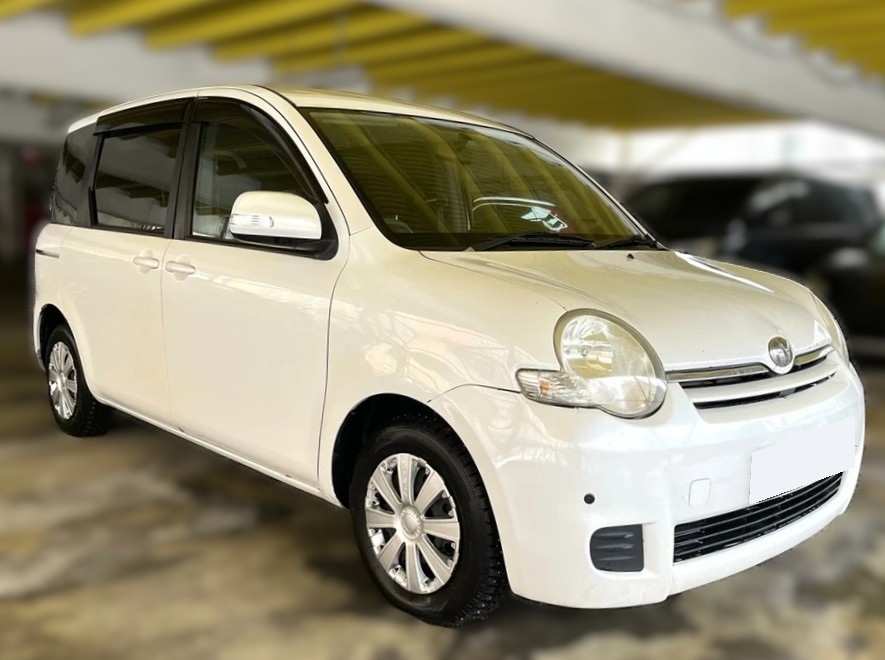 Тойота Сиента после замены тормозных дисков в автотехцентре