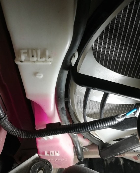 Замена охлаждающей жидкости Тойота Сиенна