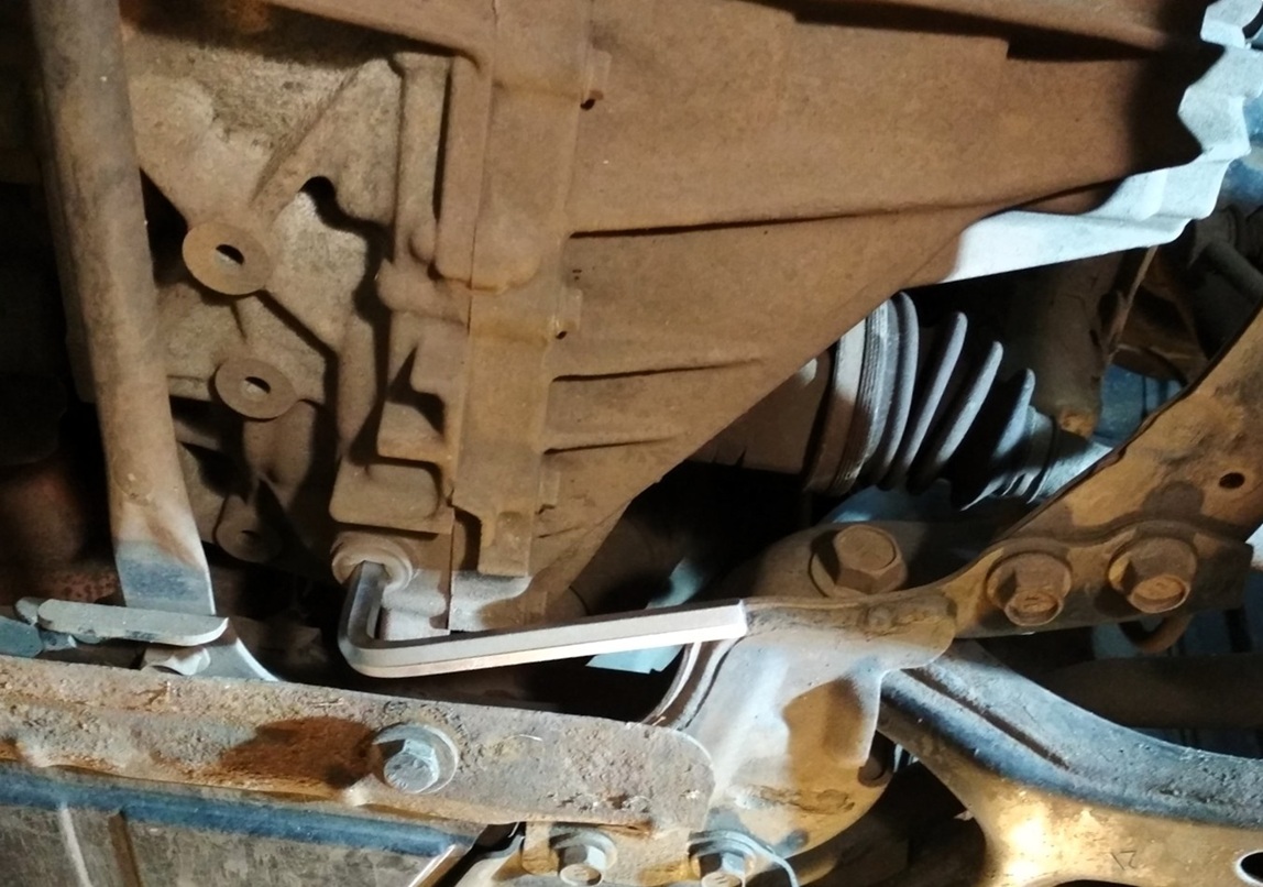 Замена масла МКПП Тойота Версо