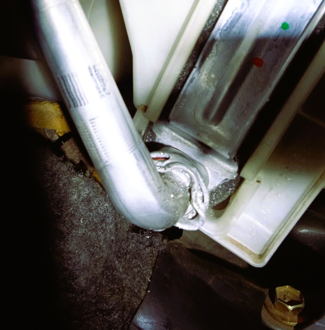 Замена радиатора печки Тойота Версо